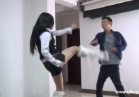 灰鸟-甜甜伤了右脚被人欺负